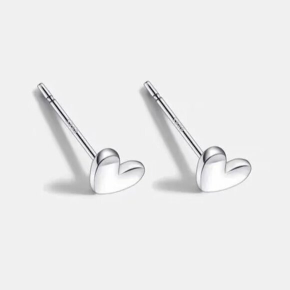 Baby Heart Stud Earrings S999 Fine Silver NEW (Solid) - Picture 1 of 2